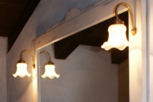 Illuminazione bagno provenzale